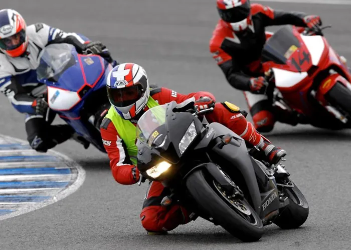 ホテル トルヒーリョ ヘレス