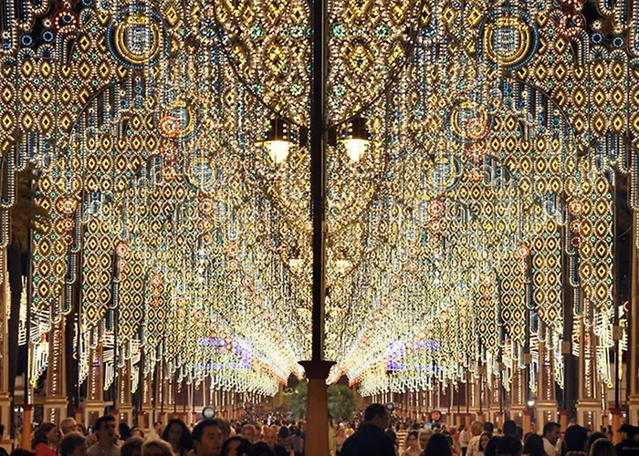 ホテル トルヒーリョ ヘレス